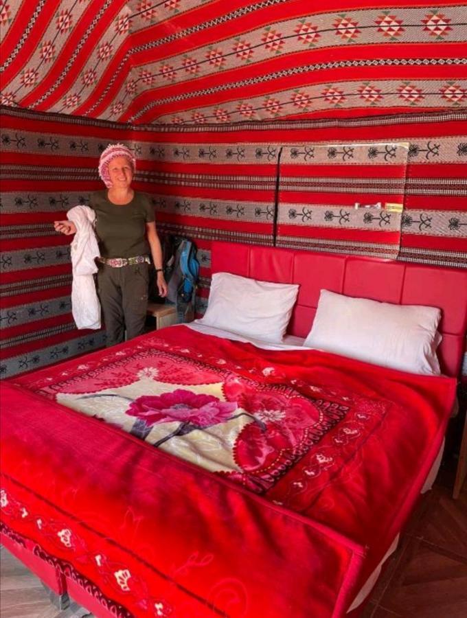 Wadi rum Local guide camp Wadi Rum Exterior foto