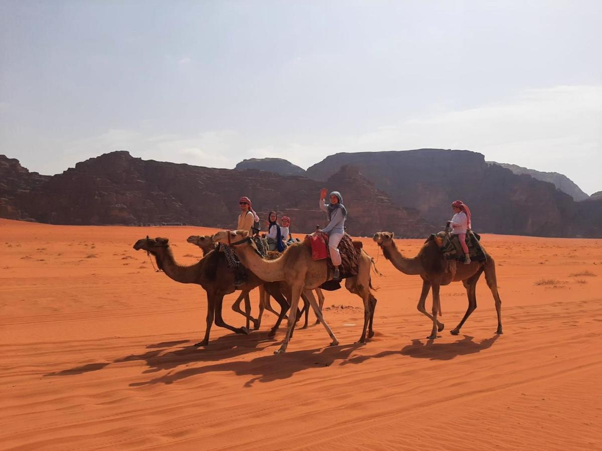 Wadi rum Local guide camp Wadi Rum Exterior foto